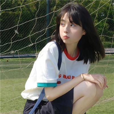 小镇猪事 高清封面